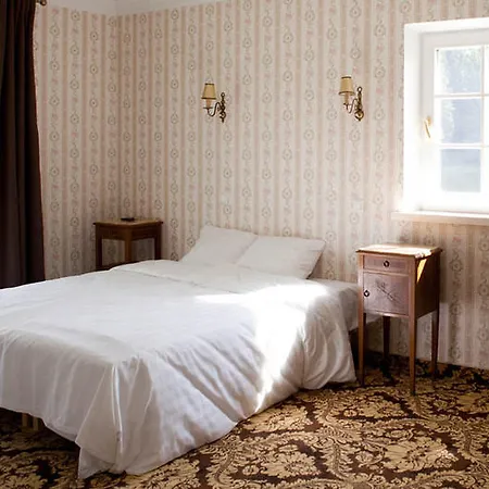 Oeoebikuoru Villa Rouge Room photo